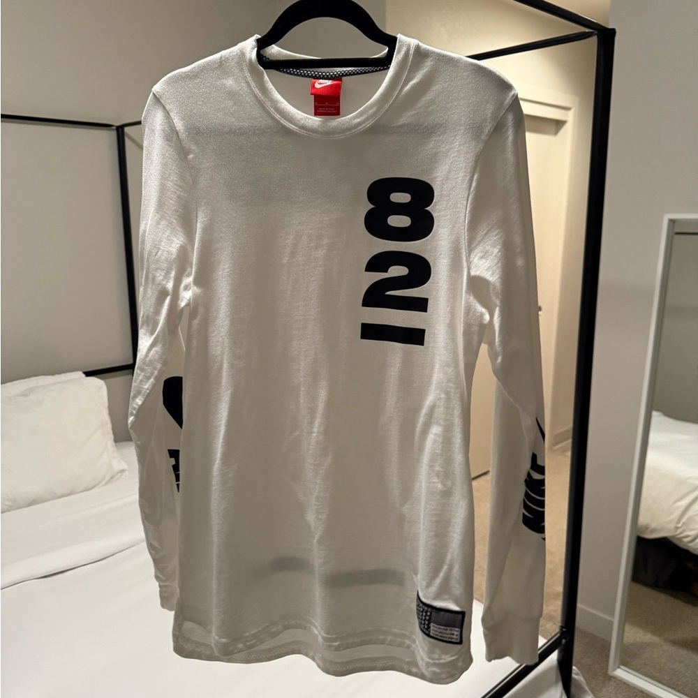 Special edition, men’s Nike long sleeve shirt